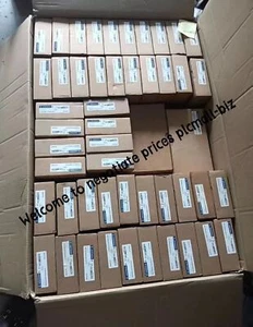 Hirschmann RS2-4R 2MM SC Interruttore a binario Ethernet RS2-4R 2MM SC - Foto 1 di 4