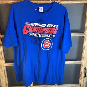 Chicago Cubs Herren T-Shirt, Gr. 2XL (24x31), 2015 Division Series Champs - Bild 1 von 4