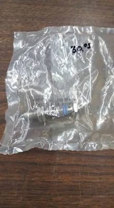 ENCHUFE RECTO AMPHENOL 97-3106A 97-3106A-18 0850 W335 - Imagen 1 de 1