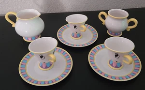 Set tazze da tè Disney La Bella e la Bestia in plastica altezza 2,25" vintage include chip - Foto 1 di 9