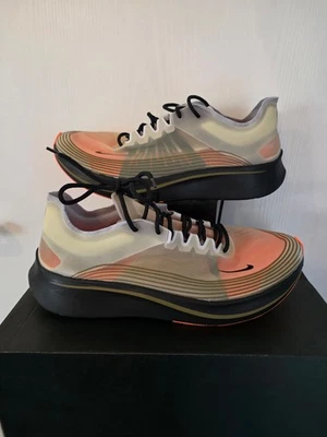 Nike Zoom Fly SP Fast Beige Gelb Running Gr. 49,5 UK 14 US 15 NEU AJ9282-200 - Bild 1 von 3