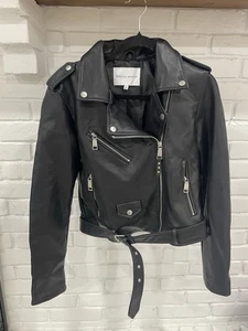Chaqueta Rebecca Minkoff de cuero sintético negra para motocicleta/motociclista mediana sólida elegante - Imagen 1 de 6
