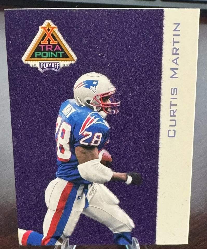 1997 PLAYOFF FIRST & TEN XTRA POINT PURPLE - CURTIS MARTIN - (1 IN 4,320 PACKS) - Image 1 of 2