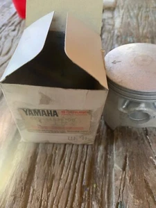 Yamaha OEM Piston 5X5-11638-00 - Picture 1 of 4