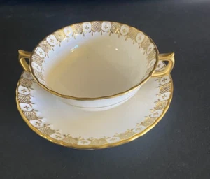 Royal Crown Derby ~ HERALDIC Gold ~ Boullion / Suppentasse und Untertasse ~ 4er Set - Bild 1 von 5