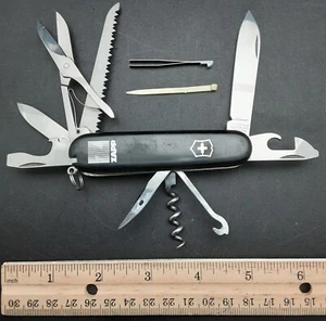 Black VICTORINOX Huntsman Swiss Army Knife w/Saw & Scissors - Picture 1 of 7