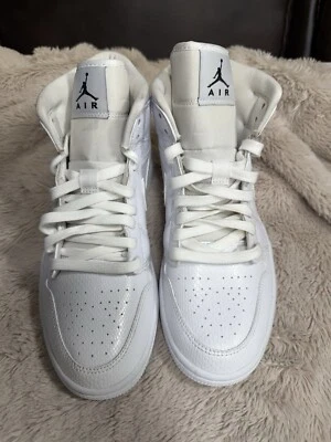 Talla 9 - Jordan 1 Mid Blanco Piel de Serpiente Mujer Foto 1 de 4