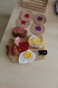 IKEA Frühstücksset aus Filz, guter gebrauchter Zustand - Bild 1 von 2