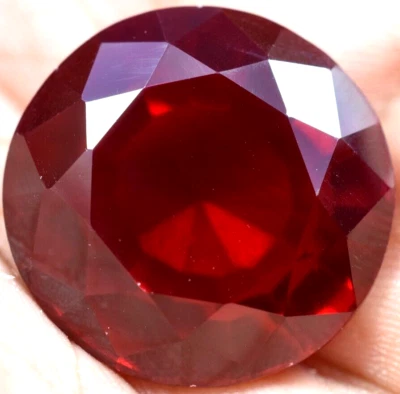Piedra preciosa tratada natural 51,85 quilates rubí rojo sangre Mozambique certificado GGL Foto 1 de 4