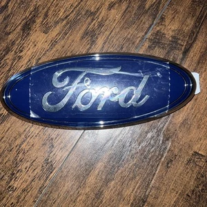 NEW 2009-2014 Ford F-150 Blue Front Grille Emblem 9in OEM AA83-402A16-AD - Bild 1 von 3