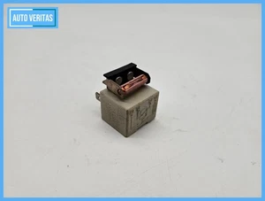 Original Relay Oldtimer Opel Porsche VW 3/77 74504 12V 16A - Picture 1 of 8