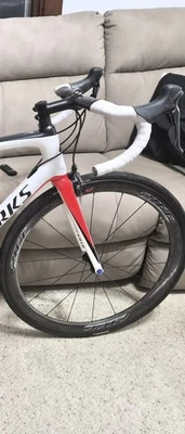 Juego de ruedas de carretera cubierta de carbono Zipp 303 Shimano 11 Sp 700c freno de llanta QR Foto 1 de 4