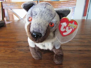 ⭐️ HOWL ⭐️ 2000 TY Beanie Babies WOLF 🐺 MWMT'S - Picture 1 of 9