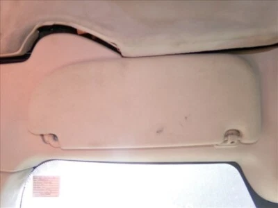 Quebra sol 95098 lh para PEUGEOT 307 2.0 G CABRIO 2001-2005 2005 - Imagem 1 de 4