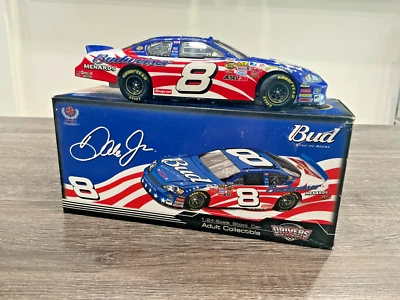 Coche diecast NASCAR Dale Earnhardt Jr. #8 Budweiser Stars Stripes 2007 escala 1:24 Foto 1 de 4