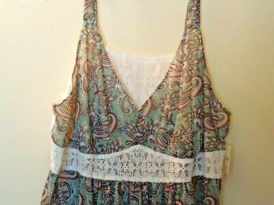 NUEVO CON ETIQUETAS - Cacique - 26/28 - Chemise - Acentos de encaje verde cachemir/blanco Foto 1 de 4