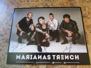 MARIANAS TRENCH 8X10 MATTE PHOTO SIGNED BY ALL 4 MIKE MATT IAN JOSH RAMSEY - Picture 1 of 6