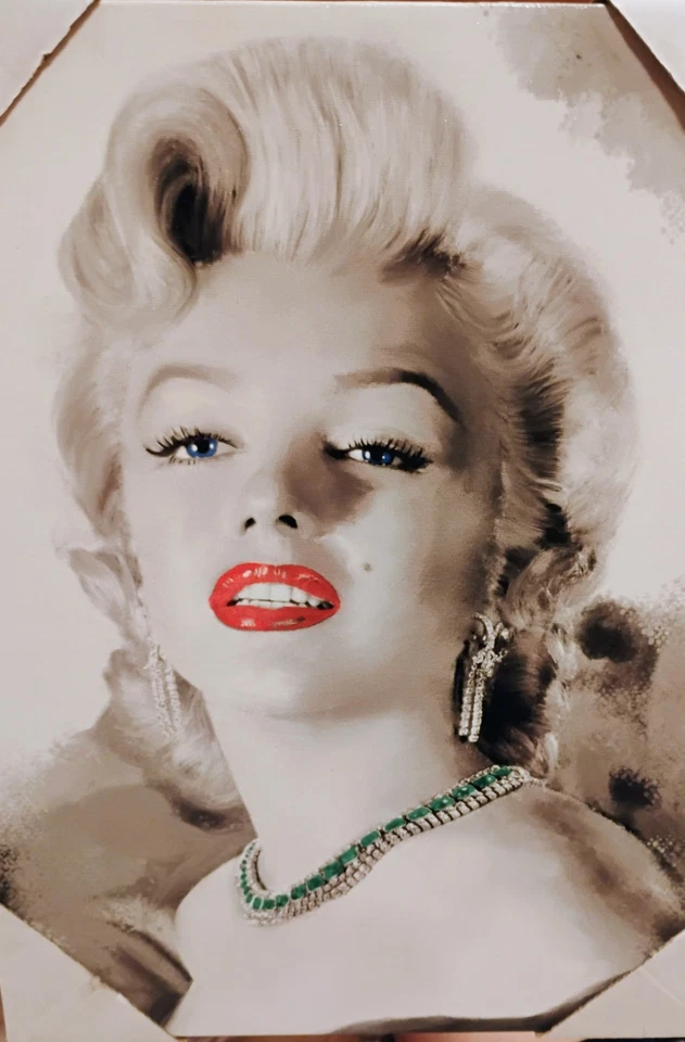 Marilyn Monroe “The Look Of Love” 2015 Lienzo Colgante de Pared Arte Decoración 15”W X 19”L Foto 1 de 1