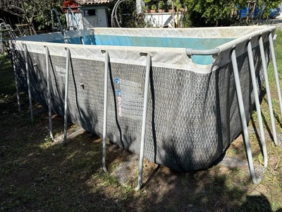 piscina bestway 4x2 Da Riparare  - Immagine 1 di 4