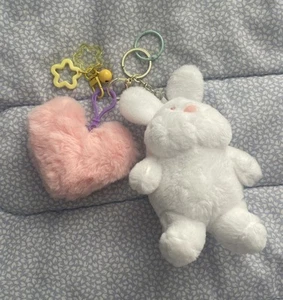 White Pink Soft Y2K Bunny Rabbit Plushie Bag Charm Keychain Set Heart Star NEW - Picture 1 of 7