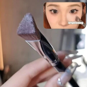 Angled Triangle Makeup Brush Brighten Under Eye Foundation Brush Women - Picture 1 of 7