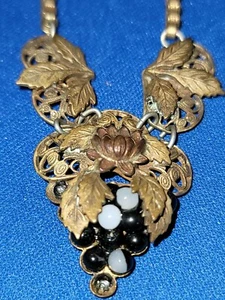 Vintage costume jewelry Victorian Book Chain And Mourning Grapes - Picture 1 of 12