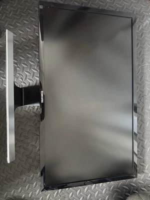 2 samsung 28” 4k gaming monitor 1ms - Image 1 of 4