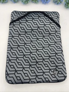 Custodia per laptop HP L67075-001 14 pollici reversibile grigio geometrico/nero liscio - Foto 1 di 12