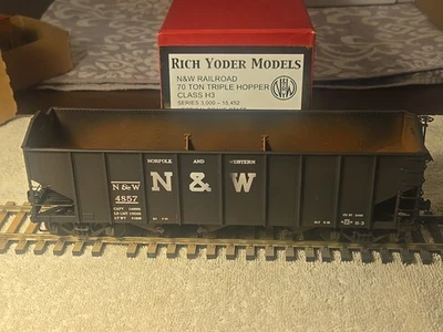 Tolva de 70 toneladas de latón RY Models N&W. Caja Foto 1 de 4