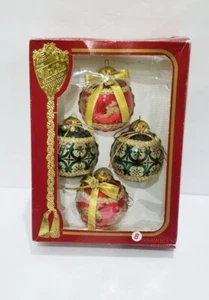 Adornos de bola de Navidad vintage de la colección Victoria  - Imagen 1 de 5