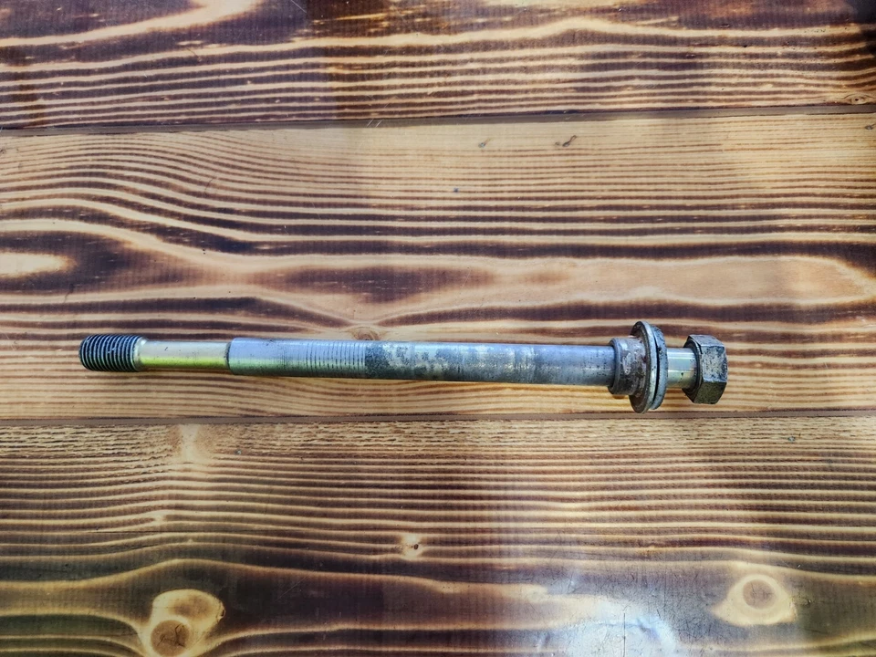 clutch bolt polaris 500xc edge Foto 1 de 1