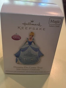 Hallmark Andenken 2011 Weihnachtsschmuck Disney Cinderella Dreams Do Come True - Bild 1 von 4
