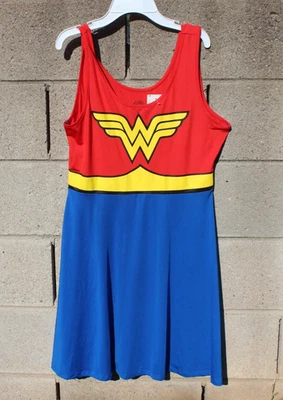 Vestido Mujer Maravilla Mediano 11, 12, 13 Grande Disfraz Halloween Juegos con disfraces 64 OFERTA nuevo Foto 1 de 4