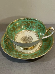 Paragon grün und creme mit goldener Tasse und Untertasse - Bild 1 von 19