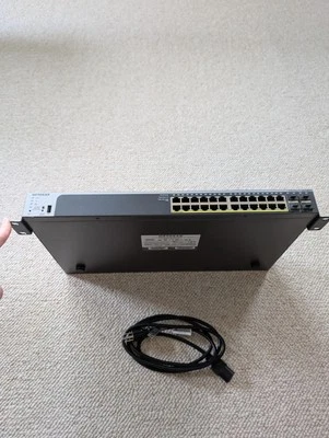 Netgear 24 Port GB ProSafe PoE Switch 4 SFP Ports GS728TPv2 - Image 1 of 2