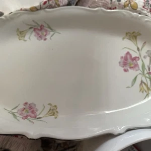 LARGE OVAL PLATTER 14-3/4Maria Theresia Irish Rose Pattern Made in Germany - Bild 1 von 4