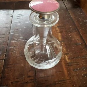 Antikes geschliffenes Glas Sterlingsilber & Guilloche rosa Emaille Parfüm Flakon - Bild 1 von 13