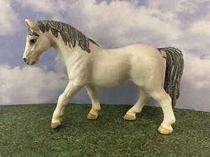 Schleich White Gray Lipizzaner Mare Horse 2001 13603 - Picture 1 of 7