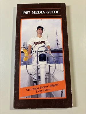 Vintage 1987 San Diego PADRES Benito Santiago Media Guide - Image 1 of 4