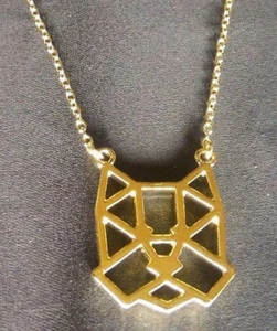 NECKLACE & PENDANT GEOMETRIC 17" Gold Tone 3/4" Charm Fashion Jewelry NEW - Picture 1 of 1
