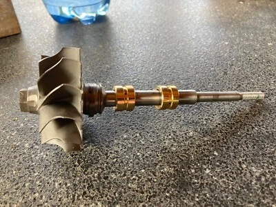 Turbocompressore KKK ruota turbina, albero passante Porsche 993 + 996 - Immagine 1 di 4