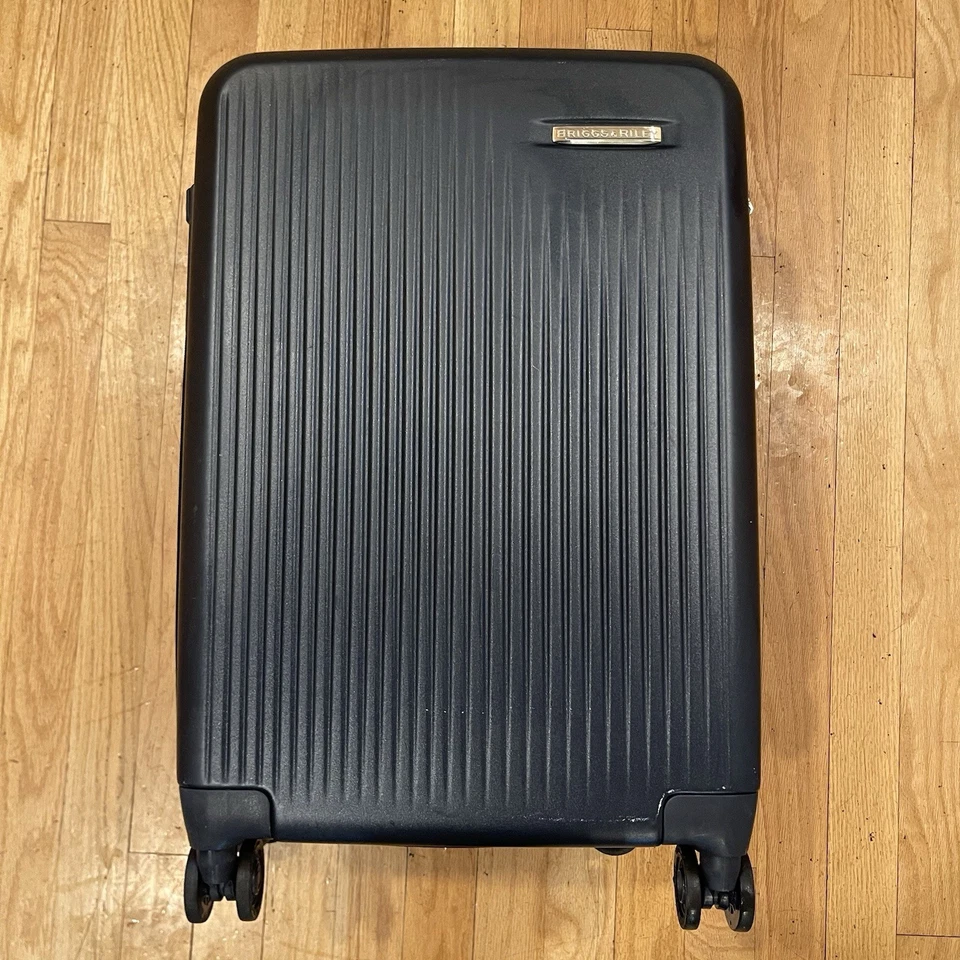 Briggs & Riley Sympatico SU122CXSP-59 ручная кладь темно-синий жесткий спиннер 22 дюйма - Изображение 1 из 4