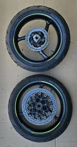 09-16 2015 Suzuki GSXR 1000 FRONT REAR WHEELS RIMS ROTORS HUB SPROCKET BLACK OEM - Picture 1 of 15