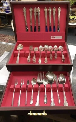 1847 Rogers Bros IS Silver 66 Pc Set Silverware Flatware “Reflection” W/ Box c5 - Image 1 of 4