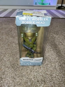 Funko Halo 3 Wacky Wobbler Master Chief Bobblehead Green Spartan - Picture 1 of 7