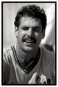 Brad Lesley (1985) Milwaukee Brewers Vintage Baseball Postcard PCMB - Picture 1 of 2