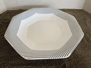 Arcopal France Lave-Vaisselle Octagon Geometric Table Charm Milk Glass Platter - Picture 1 of 6