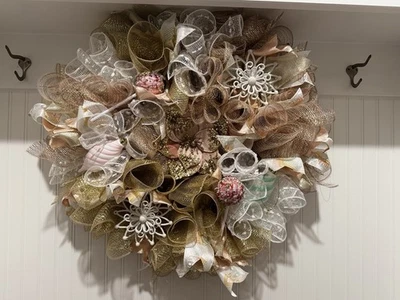 Mrs. Claus Bakery Christmas Wreath Rose Pink, Gold, Light Blue, And White - Image 1 of 4