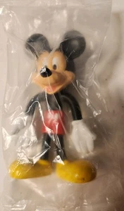 Figura de PVC Bendy sellada 2004 Kellogs Mickey Mouse Walt Disney World Resort 4" - Imagen 1 de 2