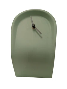 Osmaido Modern Sculptural Green Desk Clock with Minimalist Design Untested  - Picture 1 of 10